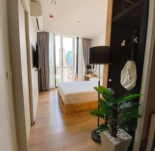 Modern Monthly Studio Fast Wifi Great Location