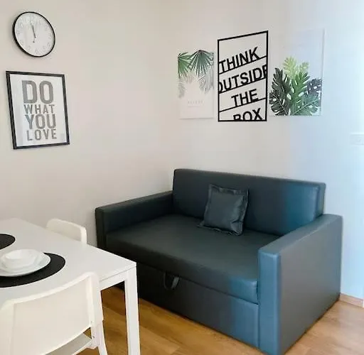 Lejlighed Modern Monthly Studio Fast Wifi Great Location
